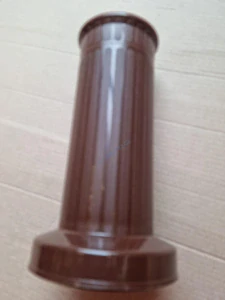 Váza na hrob Rovná se závažím 21,6 cm, hnědá