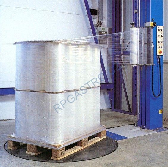 Průtažná fólie na palety (PE) 20µm 220% transparentní 50cm 18kg [1 ks] (69452)