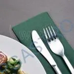 Ubrousky 3-vrstvé 33 x 33 cm, 1/8 skládané, tmavě zelené [250 ks] (87906)